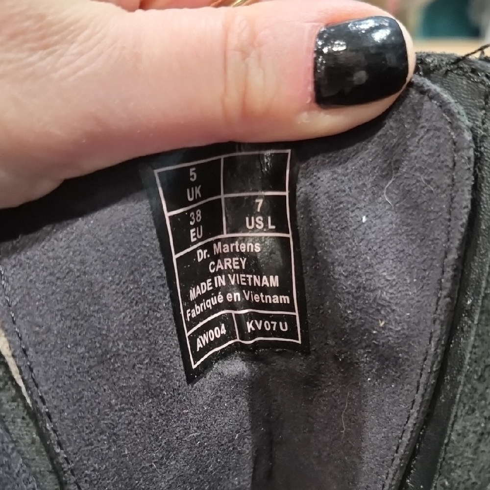 Dr. Martens Carey Black Boots--SUPER RARE - Picture 2 of 11